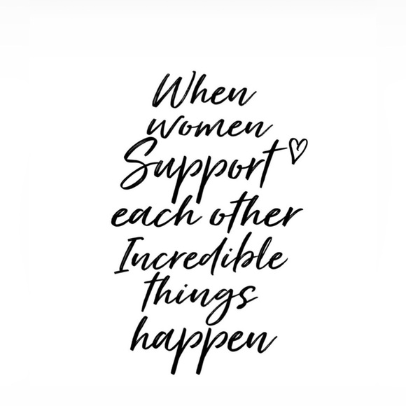 Krissy is LIVE 🦋 - Picture 14 of 14